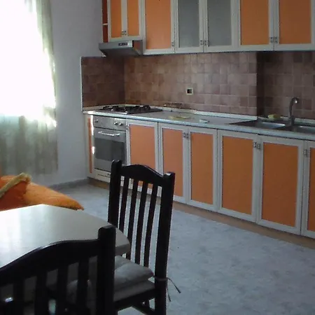 King And Queen Lägenhet *