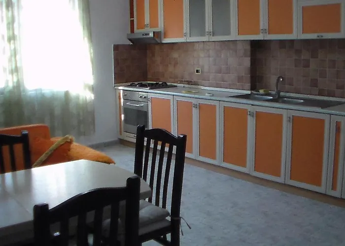 King And Queen 公寓 *